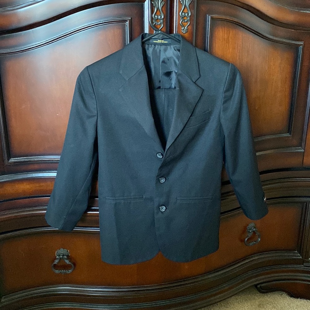 Kids suit